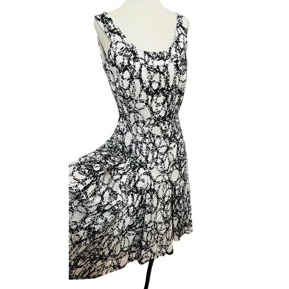 Calvin Klein Size 4 Fit & Flare Dress Sleeveless Black White Print - Picture 5 of 11